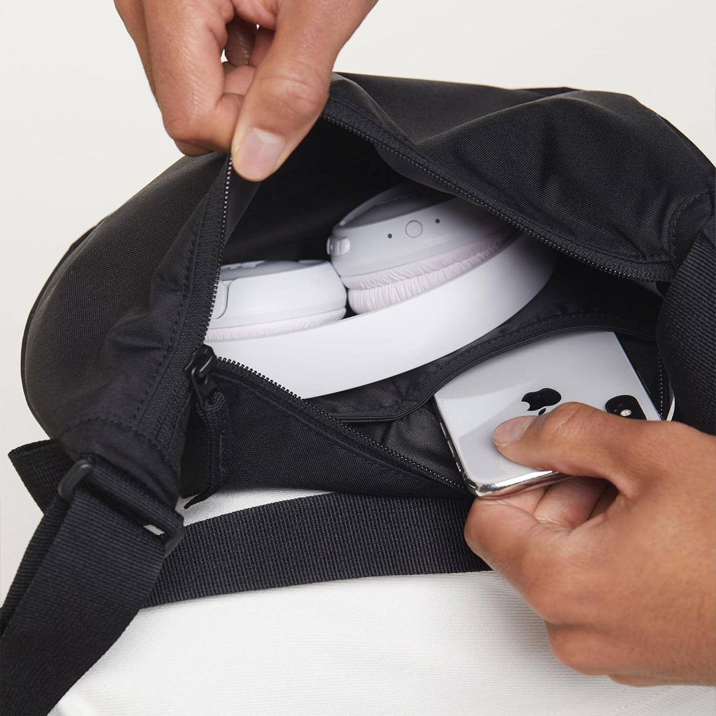 GOT BAG Crossbody Moon Bag | Halbmond Handtasche Wasserabweisend | Stylische Umhängetasche Mit Verstellbarem Gurt